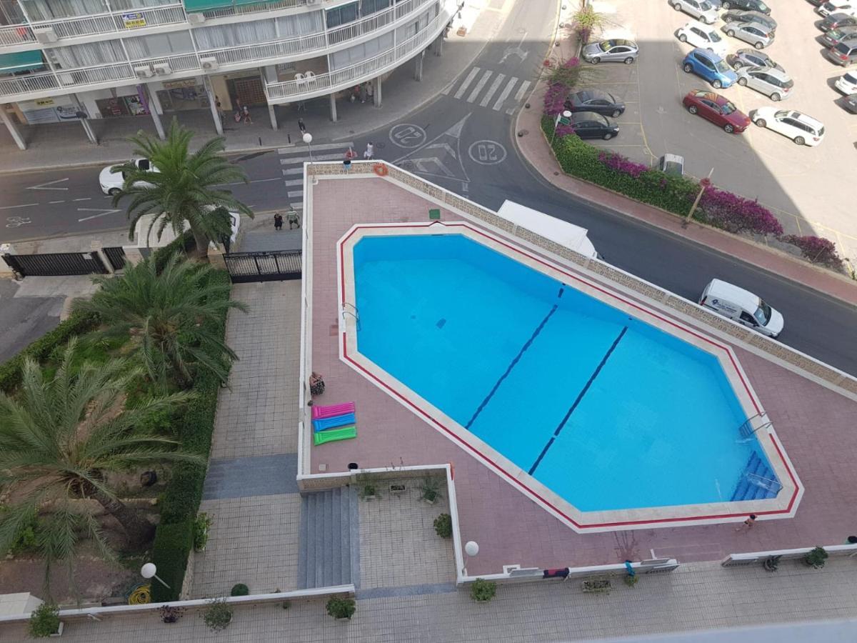 Levante Beachfront Luxury Apartment Бенідорм Екстер'єр фото