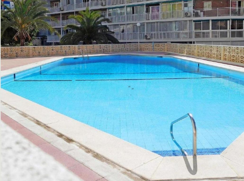 Levante Beachfront Luxury Apartment Бенідорм Екстер'єр фото